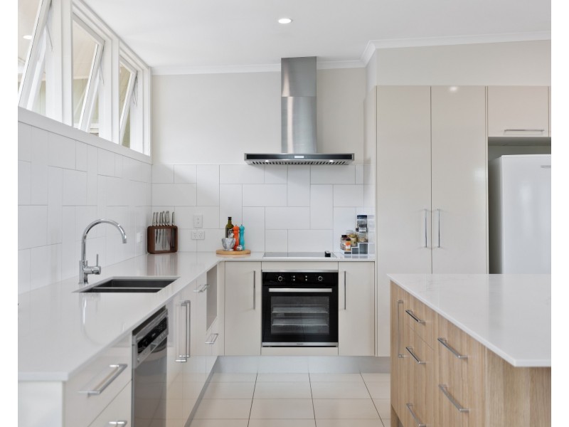 30 Clairmont Street, Newtown QLD 4350