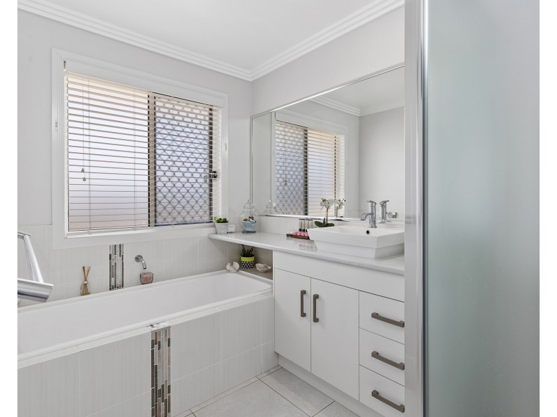 33 Bennett Street, Kleinton QLD 4352