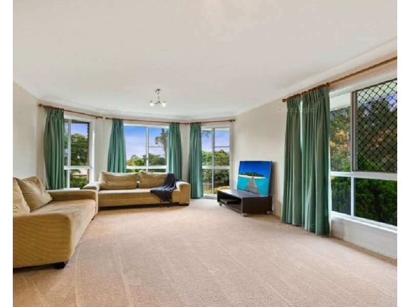 5 General Gordon Court, Cotswold Hills QLD 4350