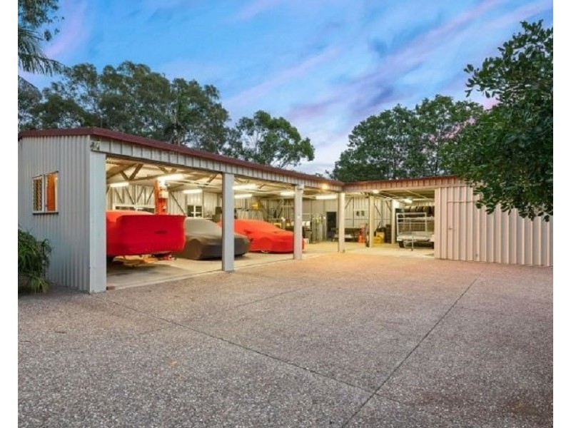 5 General Gordon Court, Cotswold Hills QLD 4350