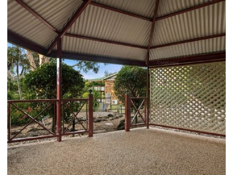 5 General Gordon Court, Cotswold Hills QLD 4350