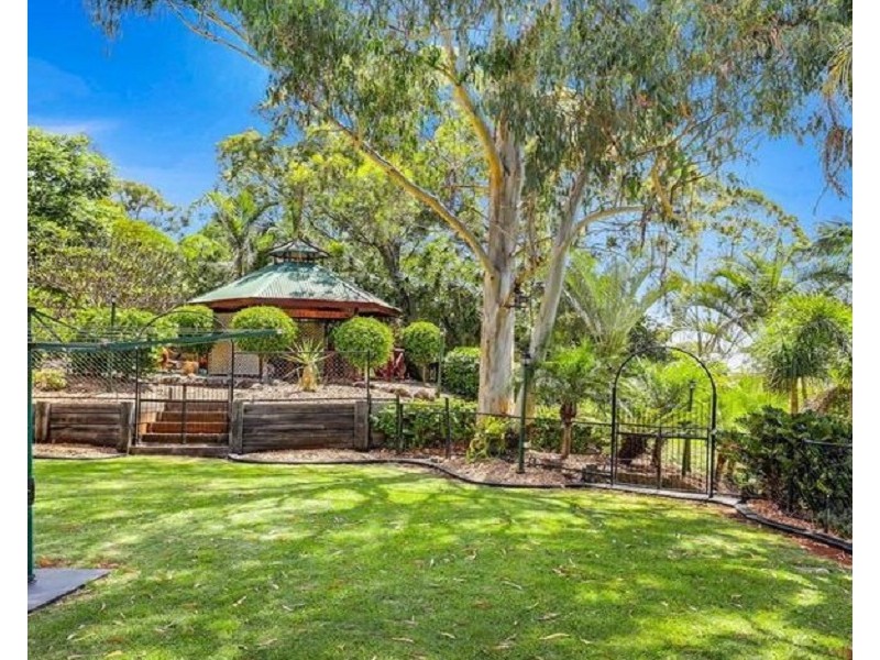 5 General Gordon Court, Cotswold Hills QLD 4350