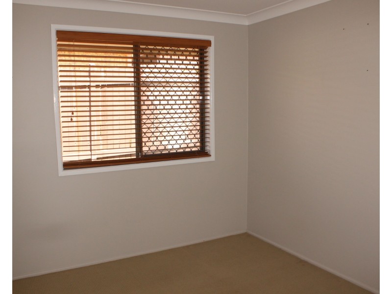 6 Carey Street, Kearneys Spring QLD 4350