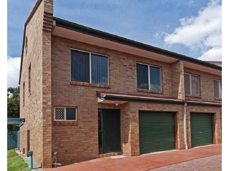 7/248  James Street, Harristown QLD 4350