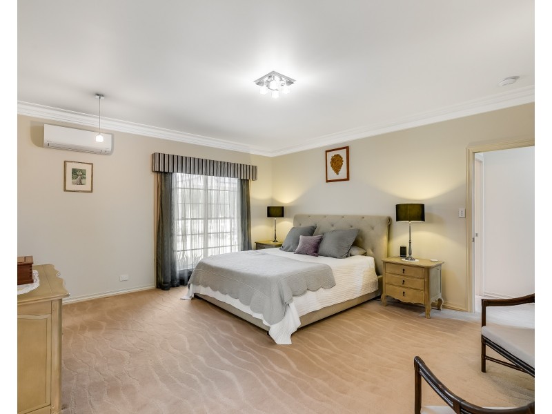 24 Ethan Street, Middle Ridge QLD 4350