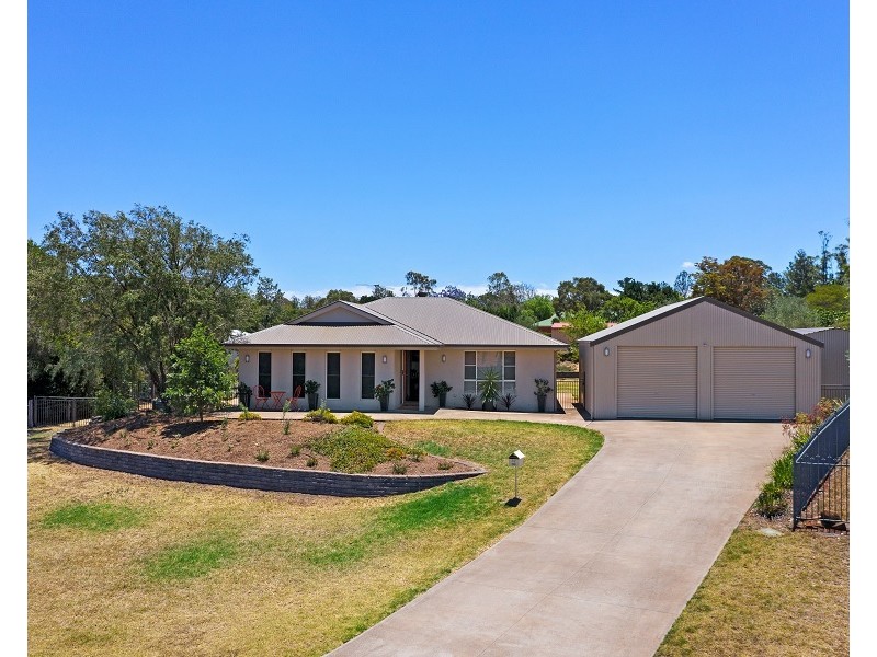 32 Palmer Drive, Highfields QLD 4352 CENTURY 21 Marsden Realty For Sale