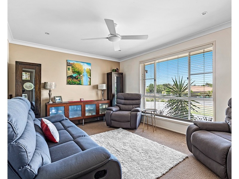 32 Palmer Drive, Highfields QLD 4352