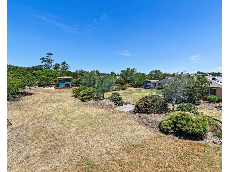 32 Palmer Drive, Highfields QLD 4352