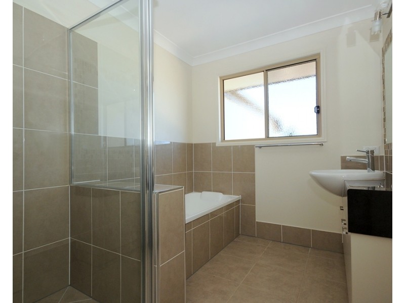 21/16 Anzac Avenue, Newtown QLD 4350