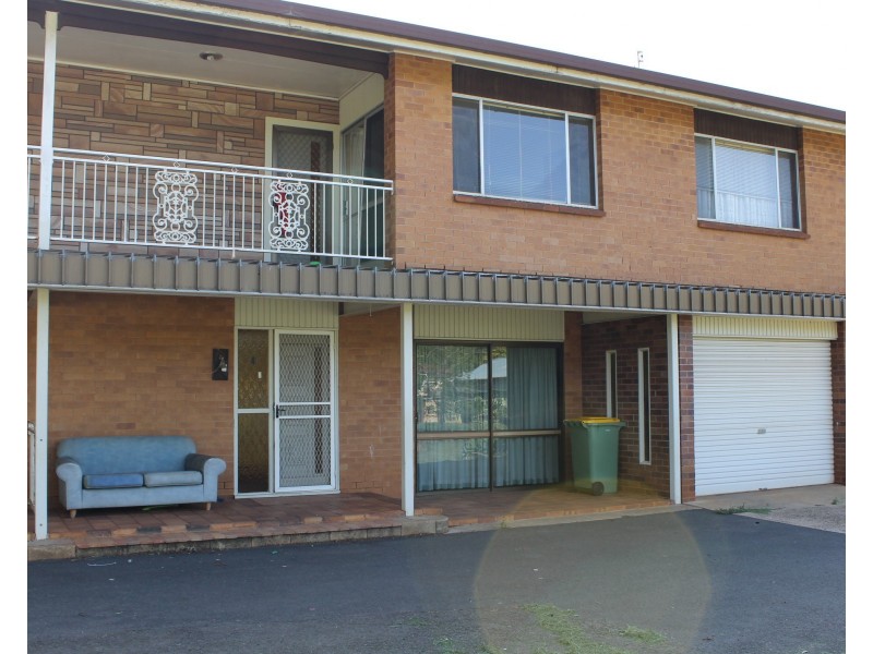 4/277 Bridge Street, Newtown QLD 4350