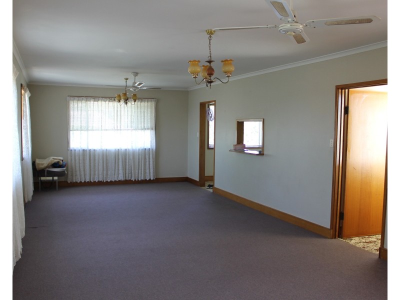 4/277 Bridge Street, Newtown QLD 4350