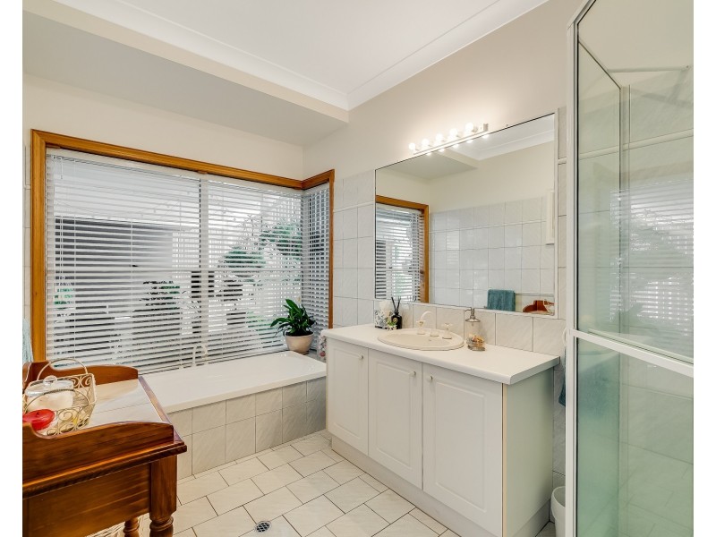 24 Wiangaree Drive, Rangeville QLD 4350