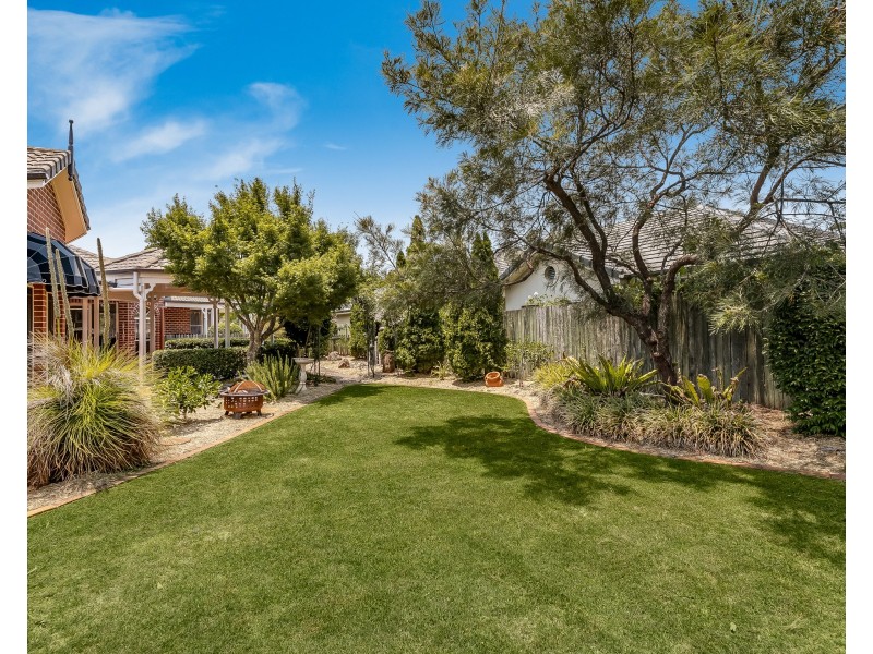 8 Purnawilla Court, Middle Ridge QLD 4350