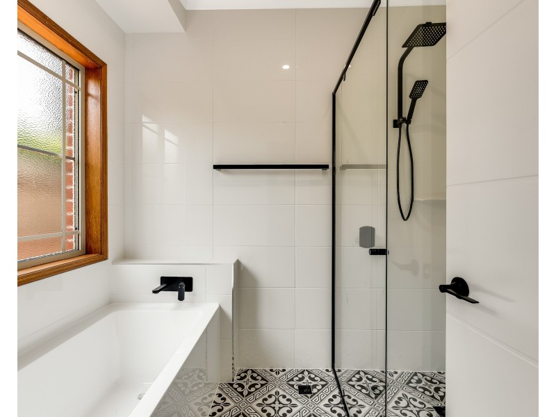 8 Purnawilla Court, Middle Ridge QLD 4350
