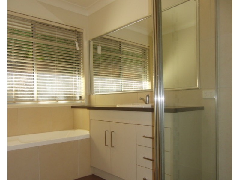 2/14 Mason Court, Kearneys Spring QLD 4350
