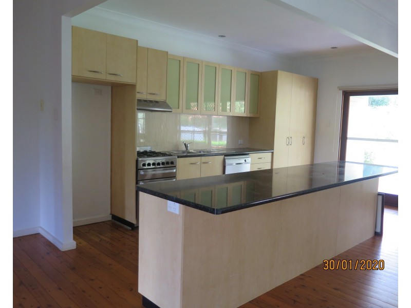 4  Roessler Street, Rangeville QLD 4350