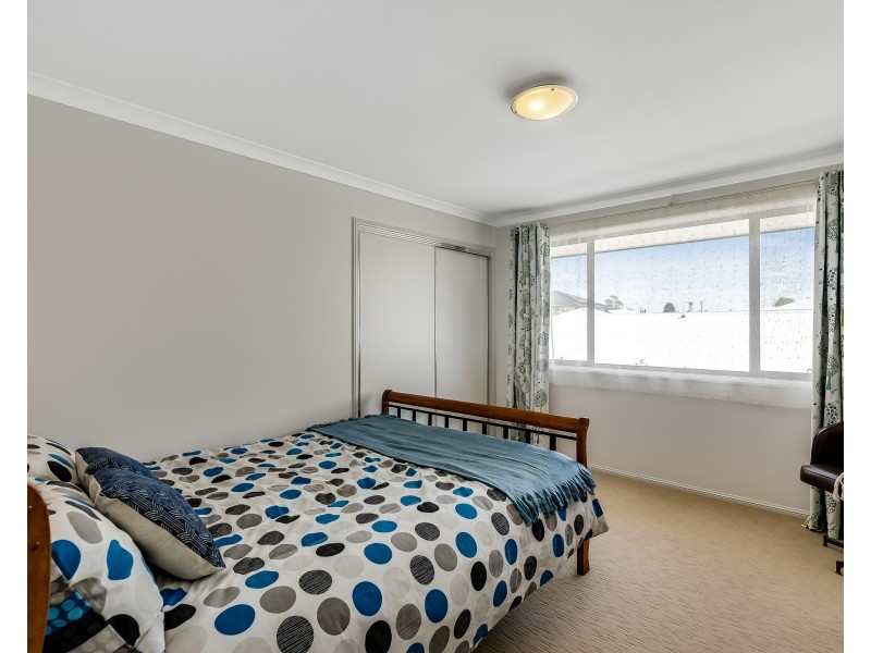 18 Tarlington Street, Middle Ridge QLD 4350