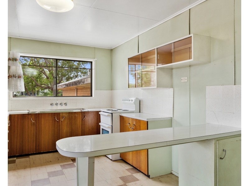 4 Maker Street, Rangeville QLD 4350