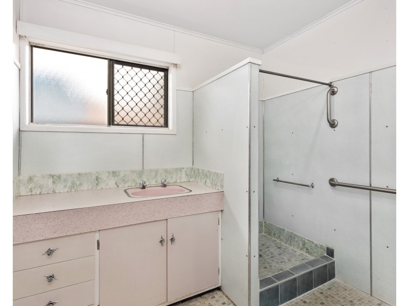 4 Maker Street, Rangeville QLD 4350