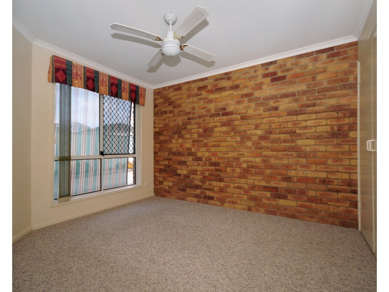 2/39  Anzac Ave, Newtown QLD 4305