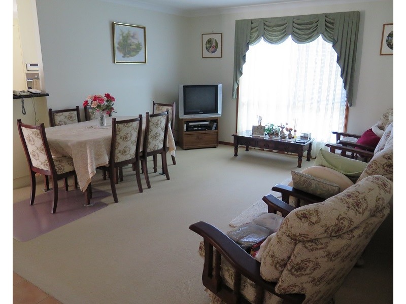 1/5 Leichhardt Street, Centenary Heights QLD 4350