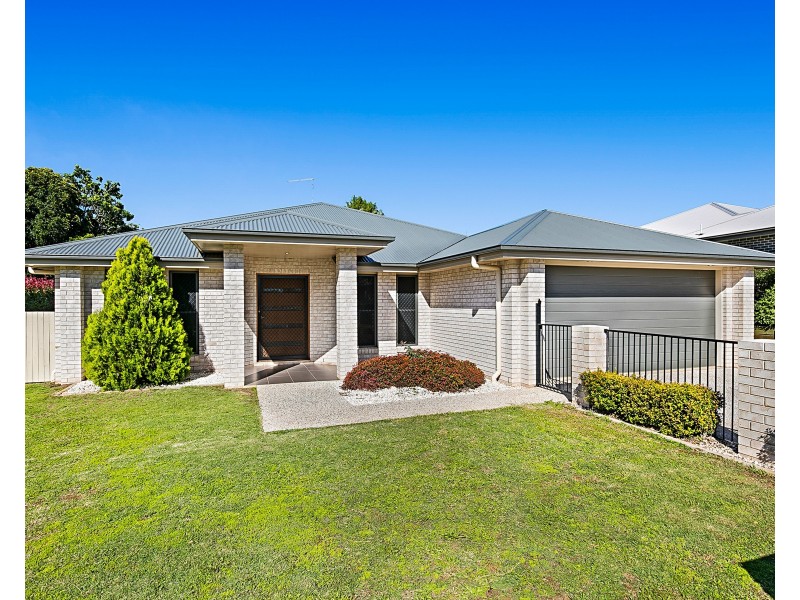 310 Ramsay Street, Middle Ridge QLD 4350