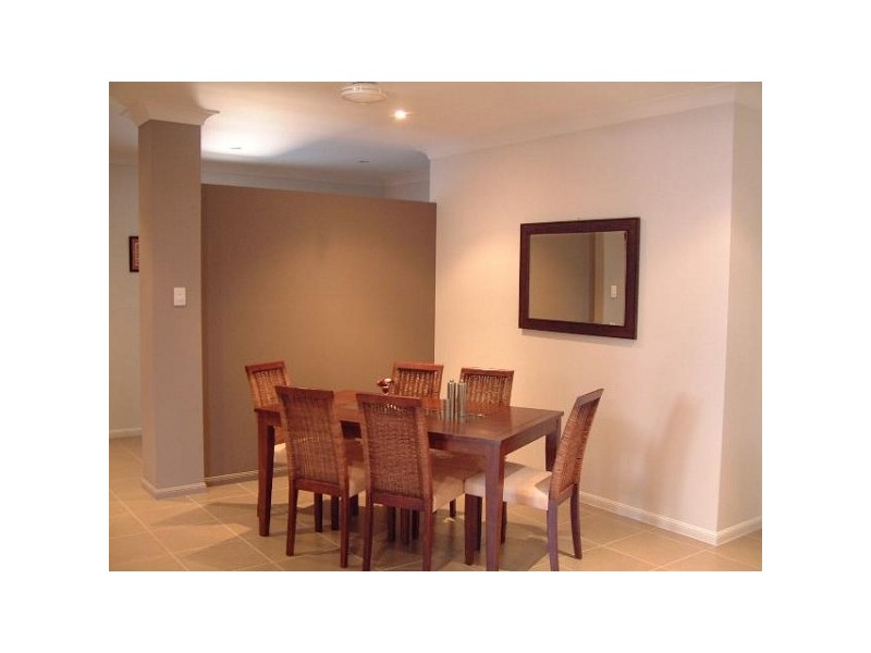 58 Crestbrook Drive, Mount Louisa QLD 4814