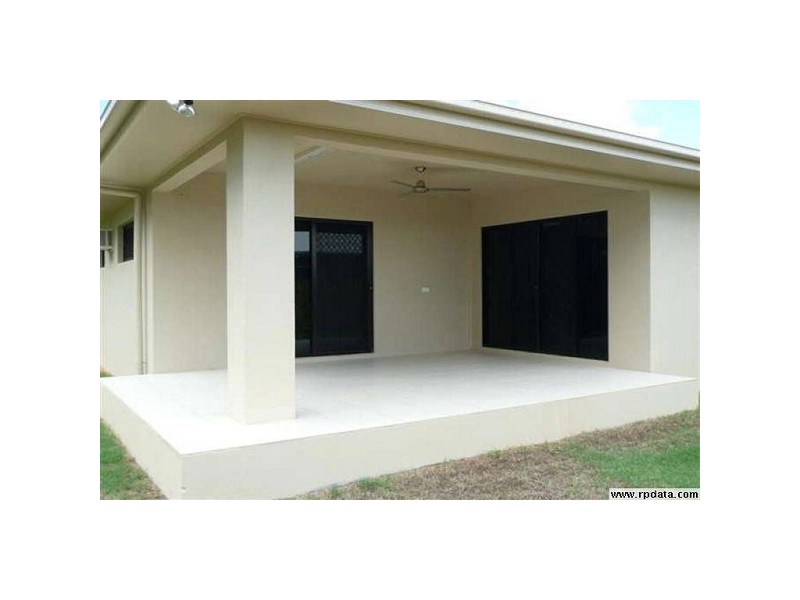 19 Eshelby Street, Bushland Beach QLD 4818