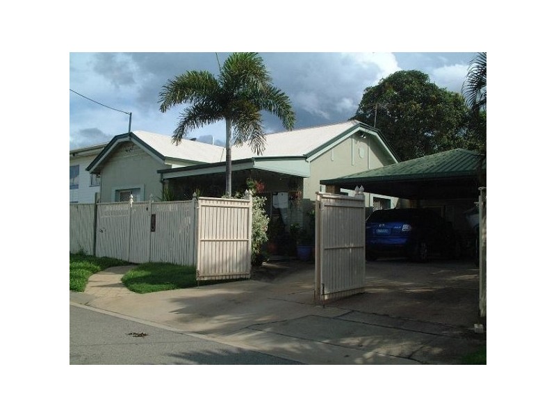 26 Archer Street, South Townsville QLD 4810