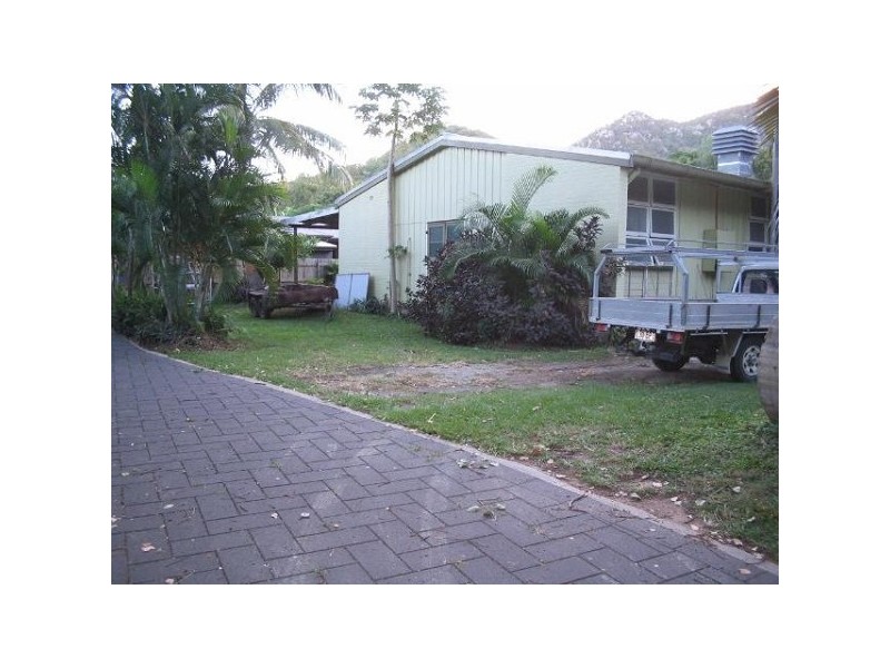 26 Mango Parkway, Nelly Bay QLD 4819