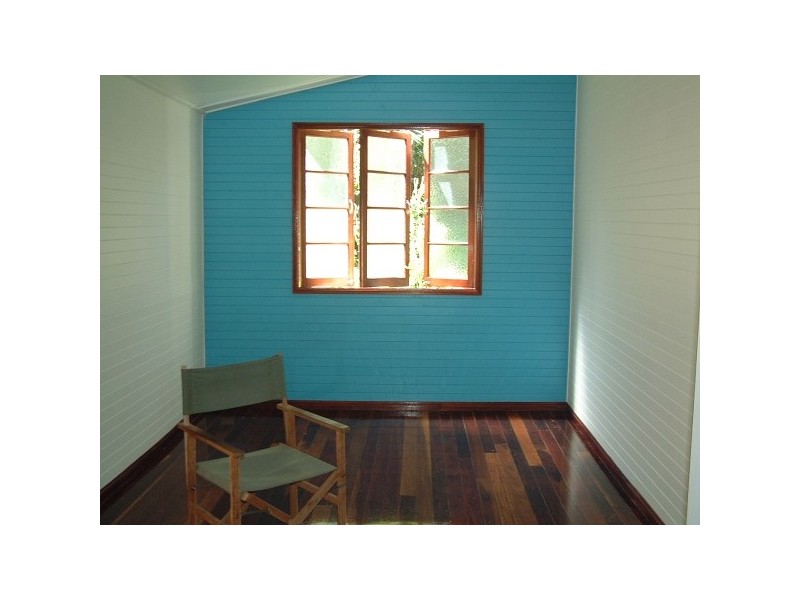 33 Estate Street, West End QLD 4810