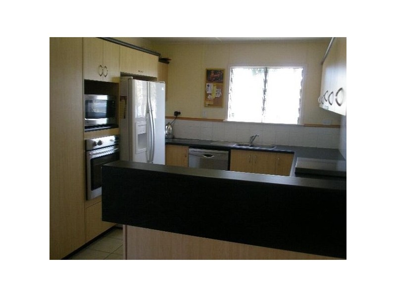 14 Crocker Street, Heatley QLD 4814