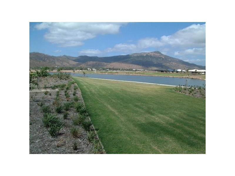 5 Waterstone Terrace, Idalia QLD 4811