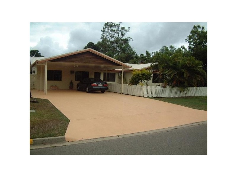 27 Whitsunday Drive, Kirwan QLD 4817