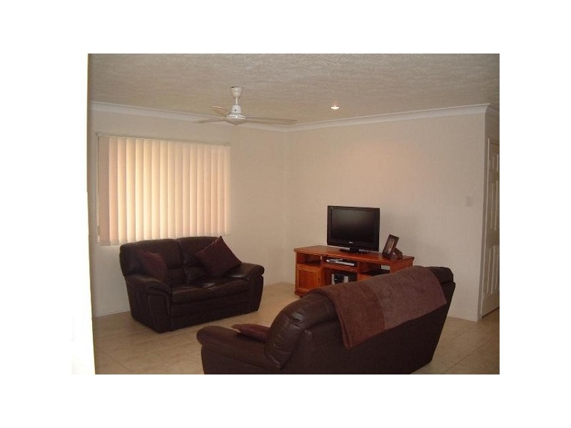 18 Squires Crescent, Kirwan QLD 4817