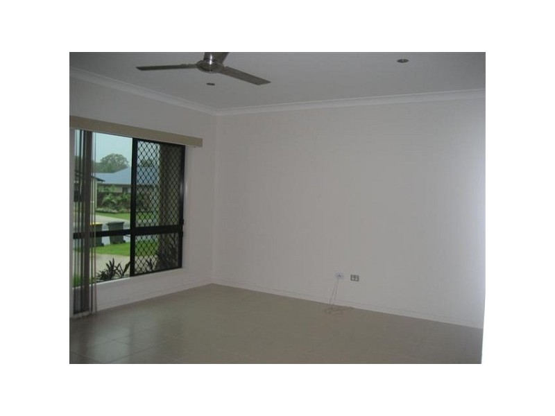 28 Daintree Drive, Bushland Beach QLD 4818