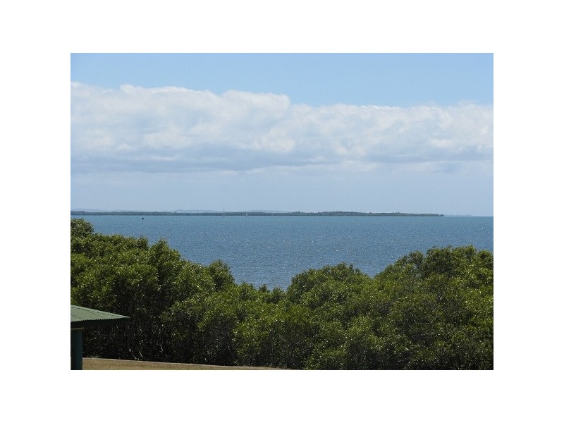 713 ESPLANADE, Lota QLD 4179