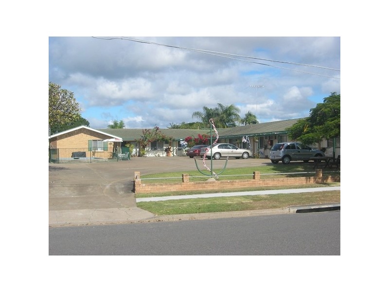14 Adam Street, Wynnum QLD 4178