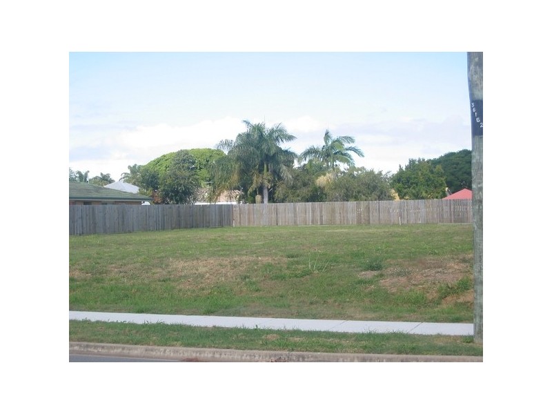 14 Adam Street, Wynnum QLD 4178