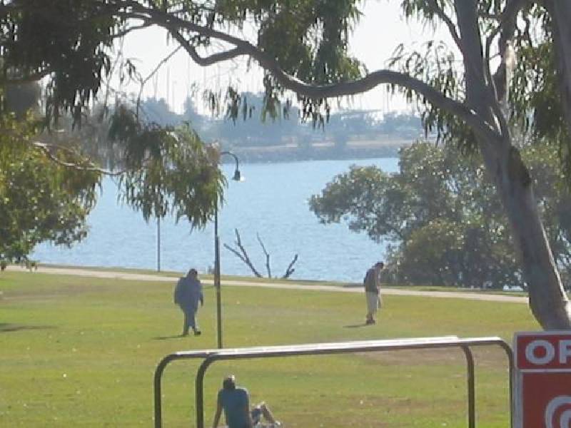 713 ESPLANADE, Lota QLD 4179