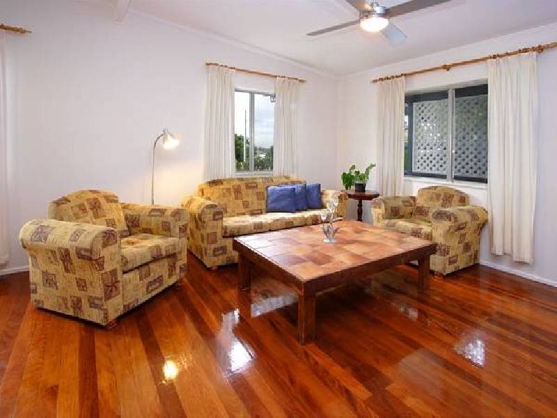 96 Petersen Street, Wynnum QLD 4178