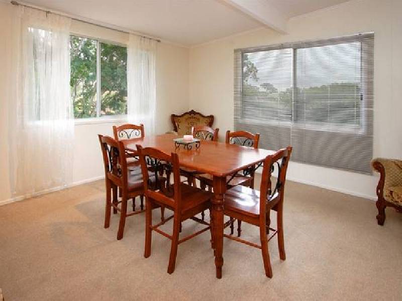 96 Petersen Street, Wynnum QLD 4178