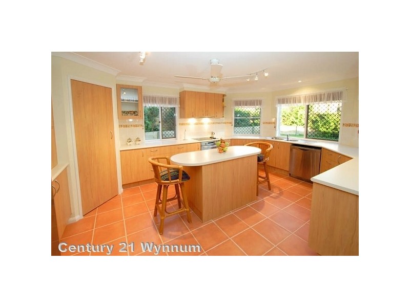 17 GORDON CRESCENT, Wakerley QLD 4154