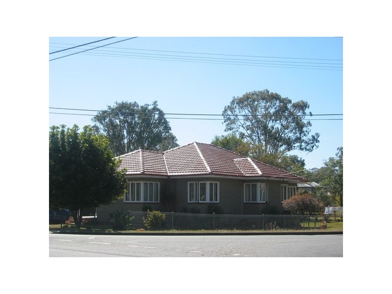 182 Whites Road, Lota QLD 4179