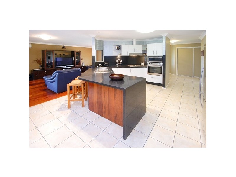 7 Manettia Street, Wynnum West QLD 4178