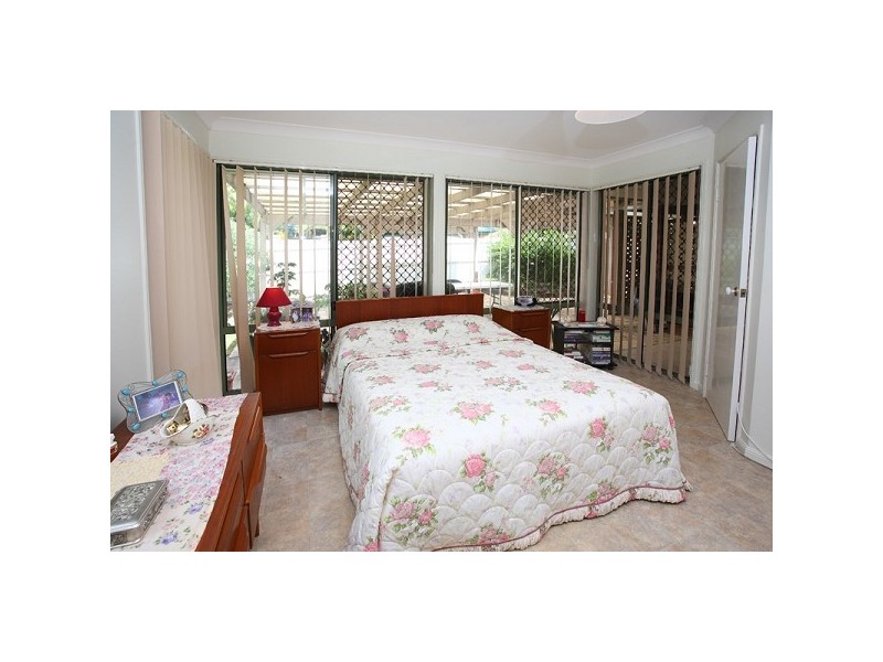 24 Tulipwood Drive, Birkdale QLD 4159