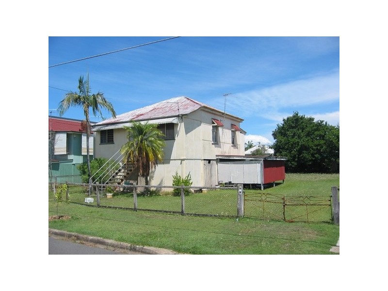 12 Emsworth Street, Wynnum QLD 4178