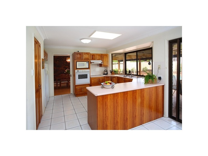 30 Trevally Crescent, Manly West QLD 4179