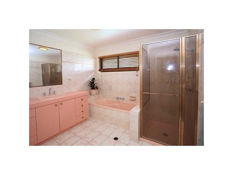 30 Trevally Crescent, Manly West QLD 4179