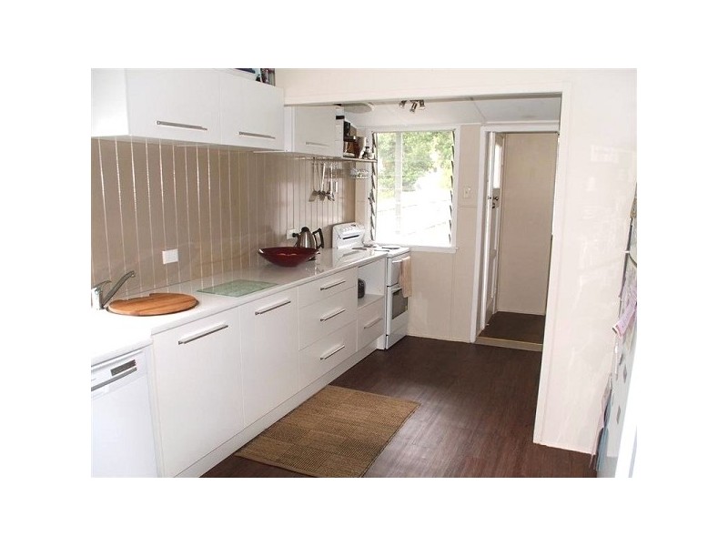 53 Selina Street, Wynnum QLD 4178